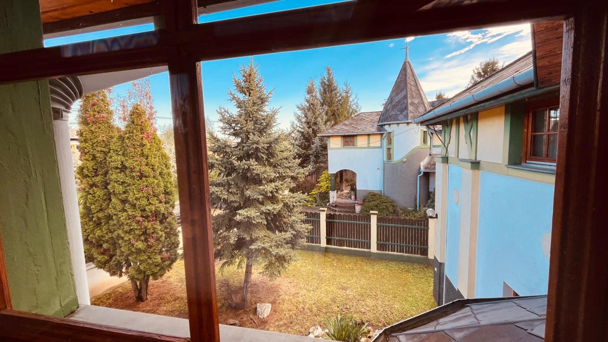 Strigonia Apartman Эстергом Экстерьер фото