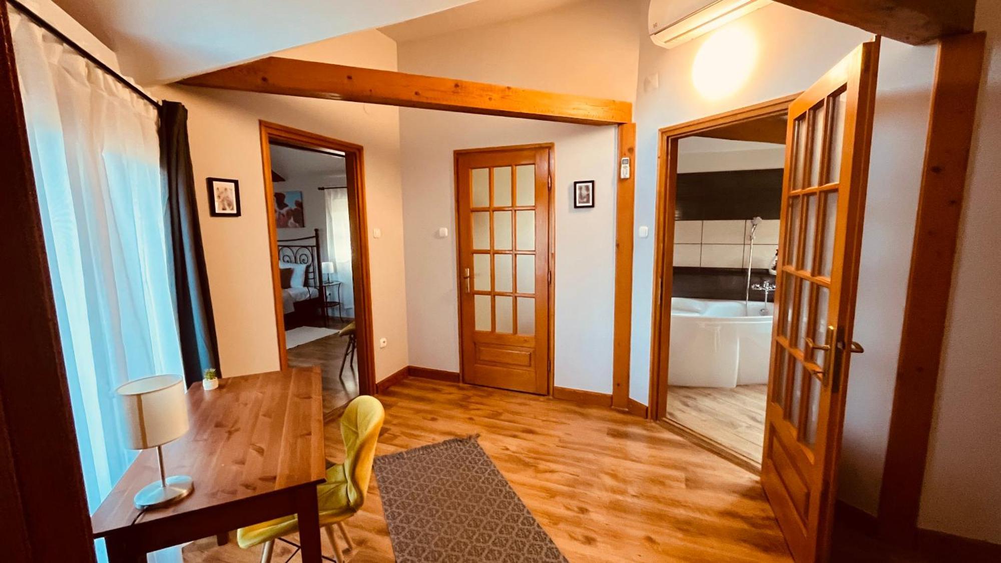 Strigonia Apartman Эстергом Экстерьер фото