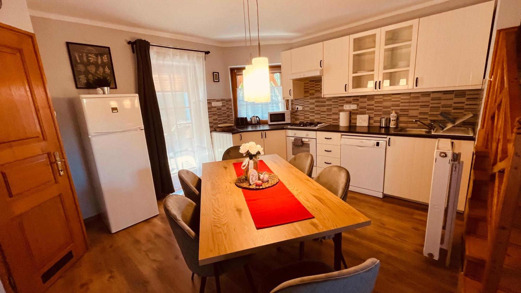 Strigonia Apartman Эстергом Экстерьер фото